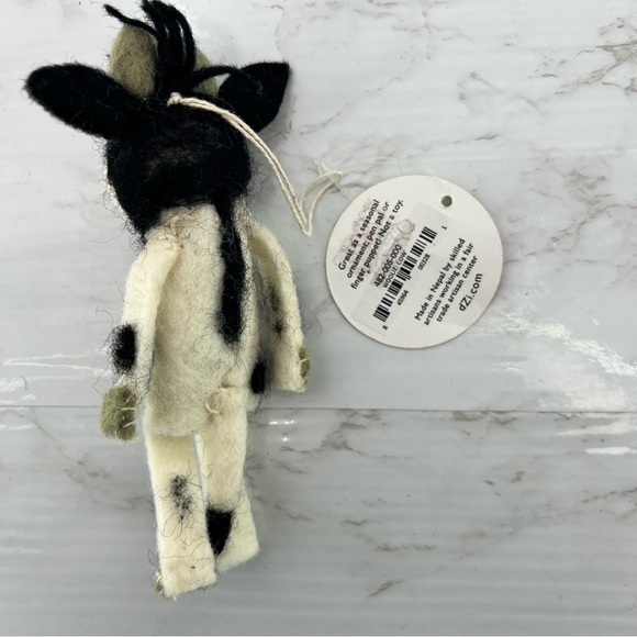 WILD WOOLIES cow wool finger PUPPET ORNAMENT - Picture 3 of 3